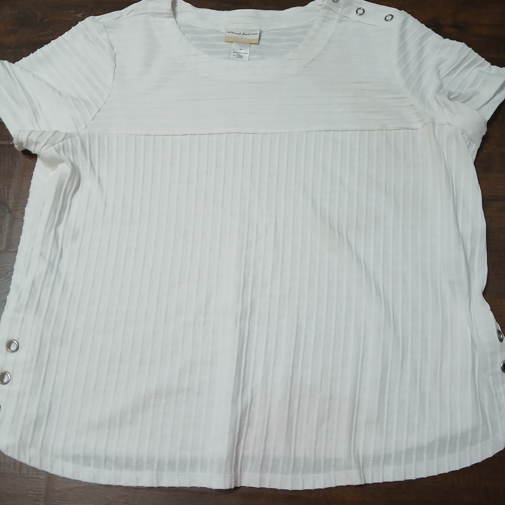 Alfred Dunner 2X White Knit Short Sleeve Round Neck Grommet Accent Blouse
